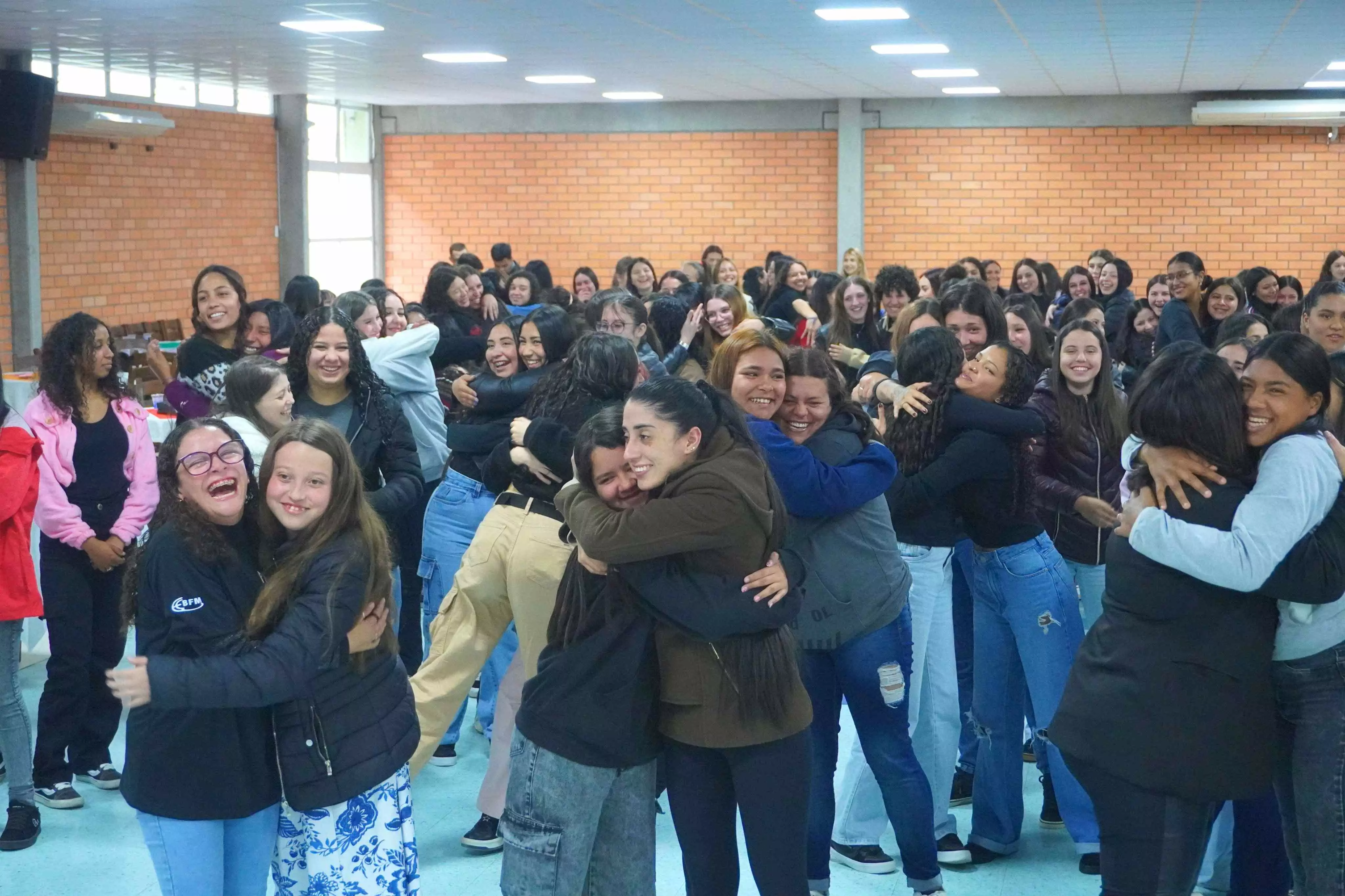  | Confraternização marca a última Jornada Pedagógica das estagiárias-auxiliares de sala em 2025