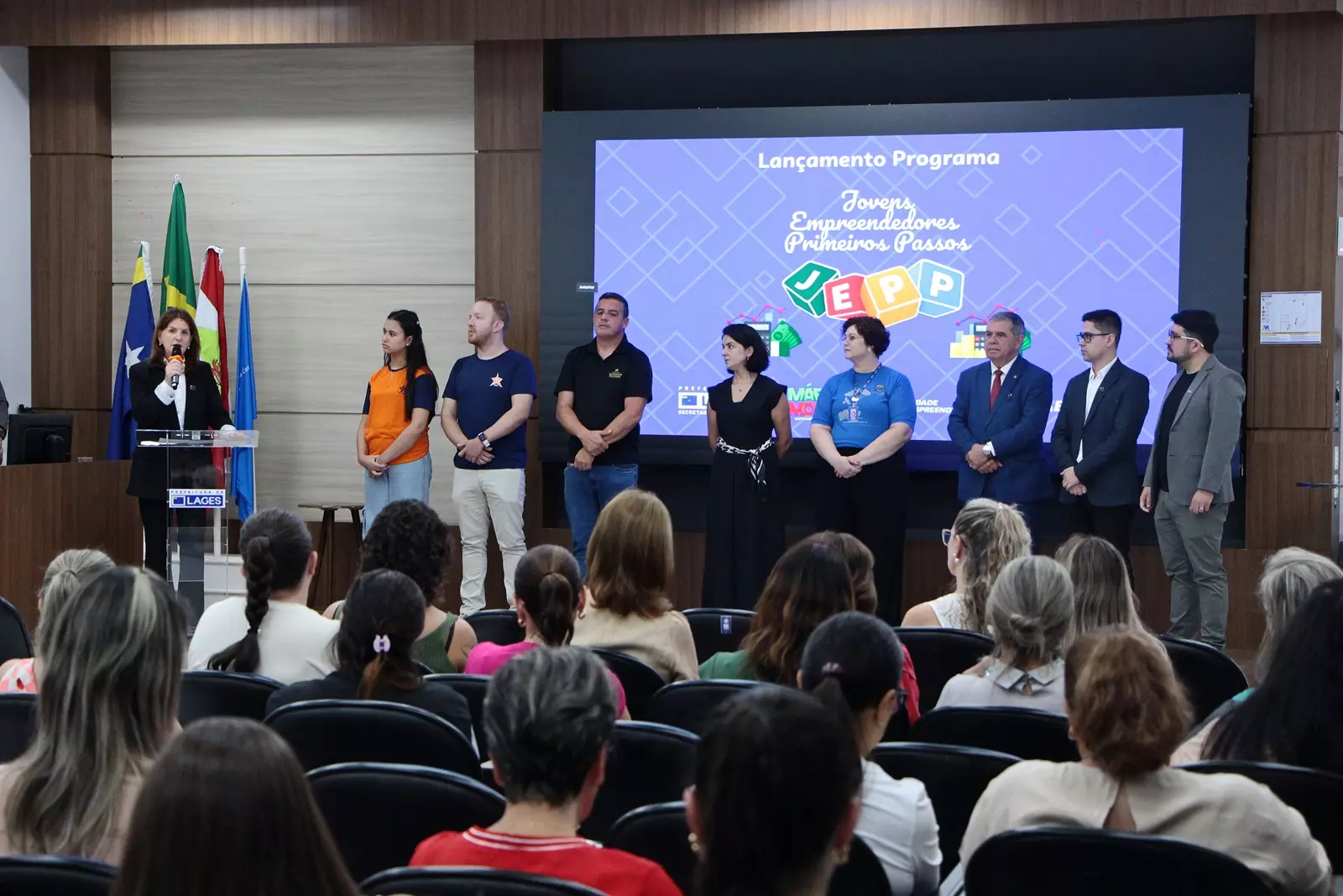 Programa Jovens Empreendedores Primeiros Passos é lançado em Lages