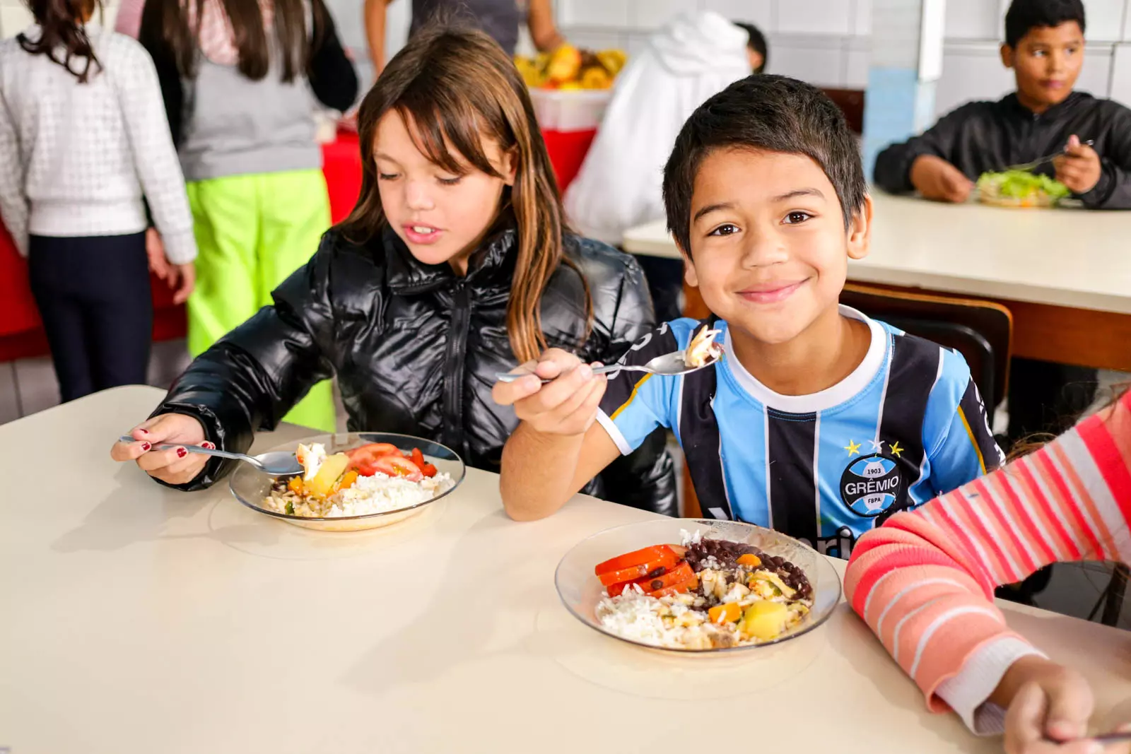 Peixe na Alimentação Escolar: Lages inclui tilápia no cardápio para estimular aprendizado