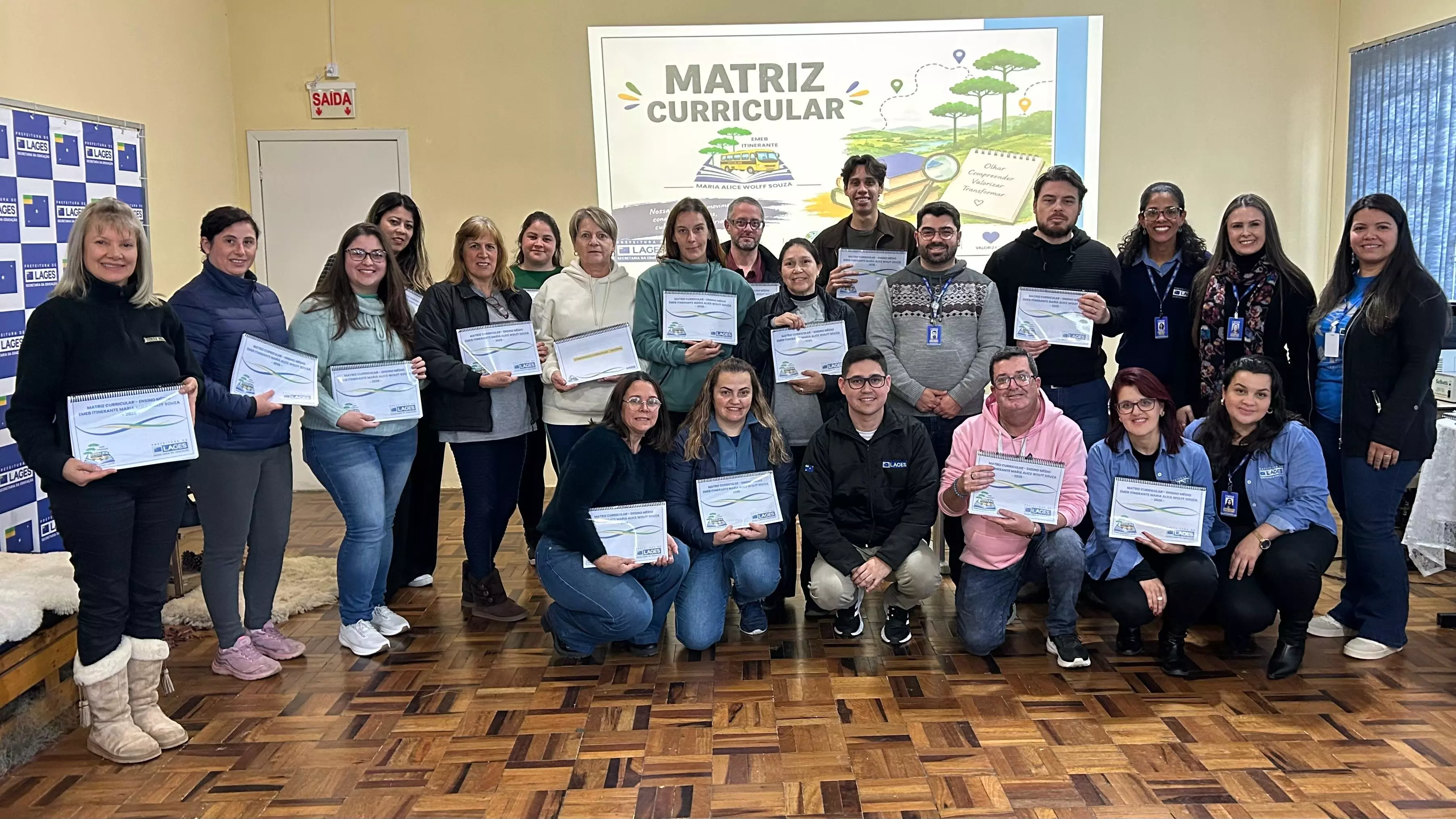 Secretaria da Educação apresenta nova Matriz Curricular do Ensino Médio da Emeb Itinerante Maria Alice Wolff de Souza