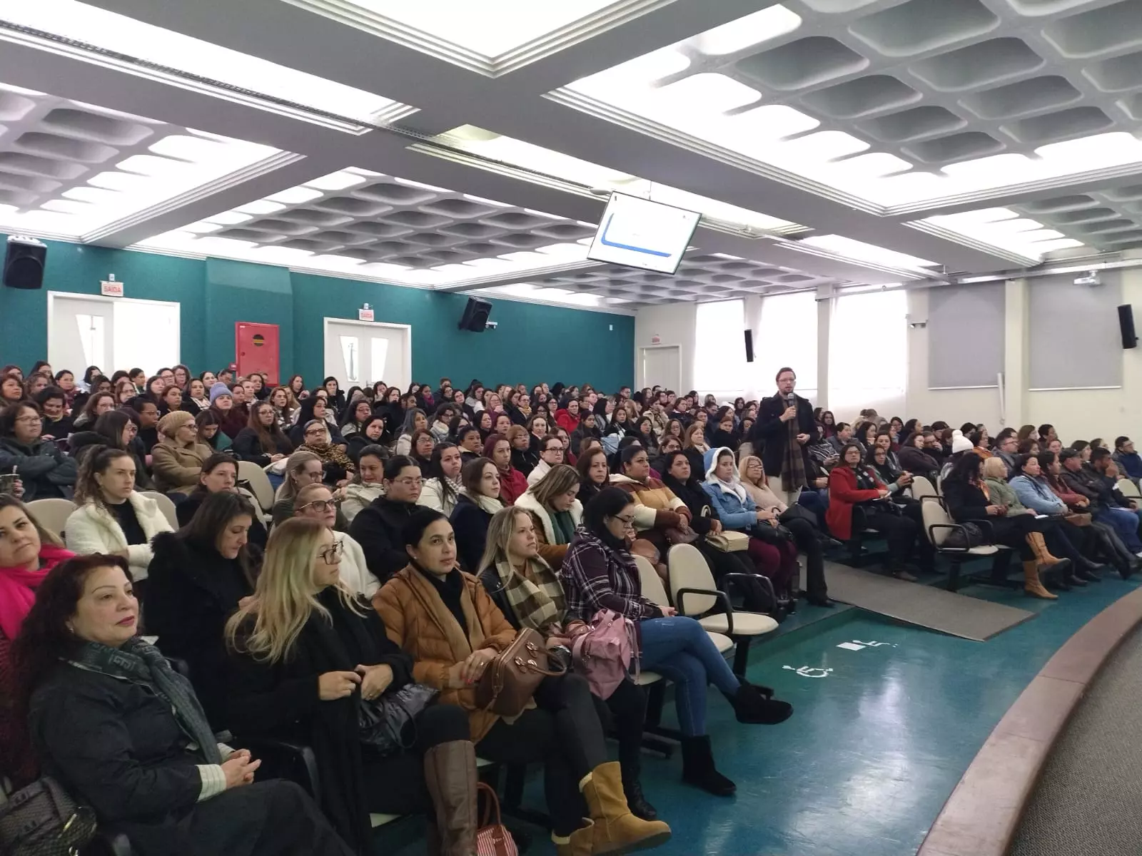 Lages sedia encontro regional de formação continuada do Programa Alfabetiza Santa Catarina